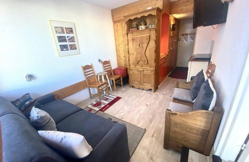 Arc-1800 Apartment | 50m from resort center, 2nd floor, view mountain, tv, 24m², Les Arcs