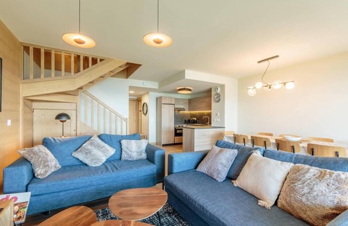 Arc-1600 Apartment | 50m from ski slopes, 3rd floor, view valley, fitness, swimming pool, sauna, hammam, balcony, parking