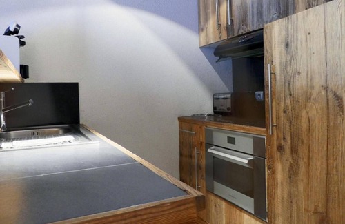 Meribel-Mottaret Apartment | 50m from ski slopes, 3rd floor, balcony, 50m², Méribel-Mottaret