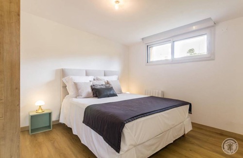 Tourlaville House | 51 m² Gîte ∙ 1 bedroom ∙ 2 guests