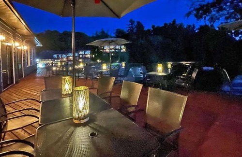 Otter Lake Hotel | 51 m² Hotel ∙ 127 guests