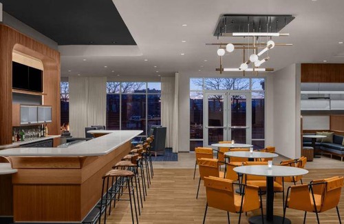 Hillcrest Hotel | 51 m² Hotel ∙ 6 guests