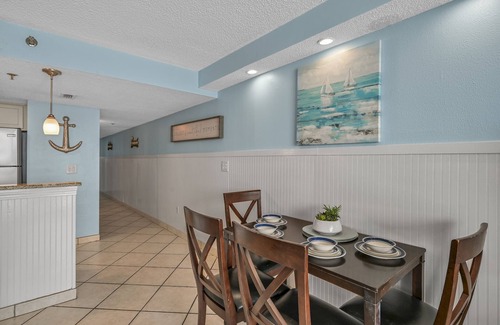 Destin Condo | 510 | Bar/Grill + Pool + Hot Tubs + Splash Pad!