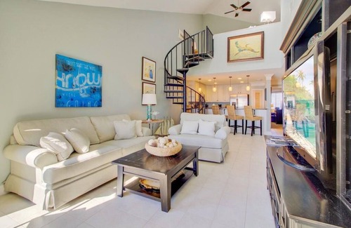 Isle of Palms Apartment | 512 Seascape by AvantStay | Oceanfront Condo on the Beach, Community Pool Access