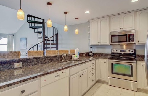 Isle of Palms Apartment | 512 Seascape by AvantStay | Oceanfront Condo on the Beach, Community Pool Access