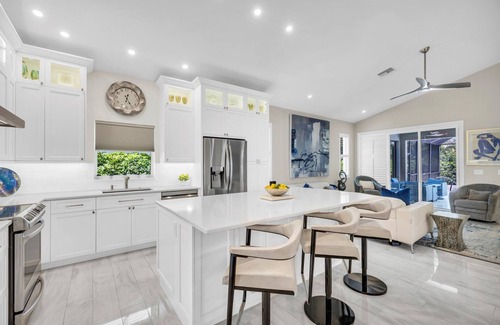 Naples Park House | 513 Naples Park Single Family Home