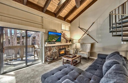 South Lake Tahoe House | 513 Pine Grove