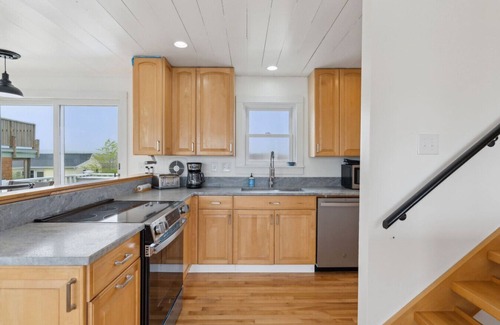 Ogunquit - Wells House | 518 Ocean Avenue, Wells, ME