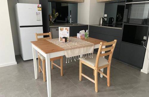 Lyneham Apartment | 52 m² Apartment ∙ 1 bedroom ∙ 2 guests