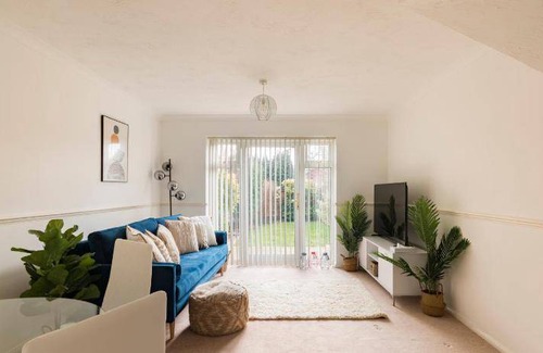 Redhill Apartment | 52 m² Apartment ∙ 2 bedrooms ∙ 5 guests