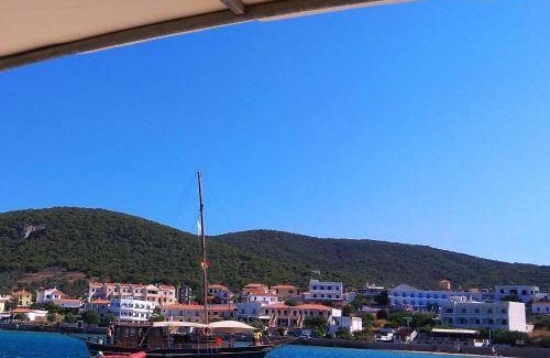 Milos Apartment | 52 m² Apartment ∙ 2 bedrooms ∙ 5 guests