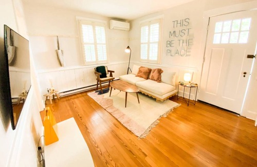Severna Park Cottage | 52 m² Cabin ∙ 1 bedroom ∙ 2 guests