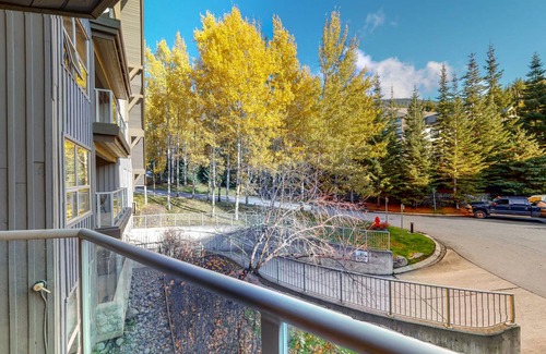 Upper Village Hotel | 52 m² Hotel ∙ 1 bedroom ∙ 4 guests