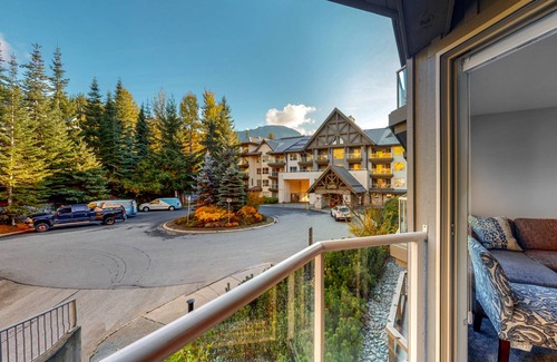 Upper Village Hotel | 52 m² Hotel ∙ 1 bedroom ∙ 4 guests