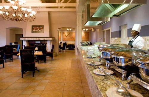 Theewaterskloof Hotel | 52 m² Hotel ∙ 127 guests
