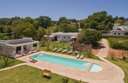 Swellendam Hotel | 52 m² Hotel ∙ 2 bedrooms ∙ 4 guests