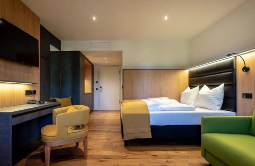 Gersthofen Hotel | 52 m² Hotel ∙ 8 guests