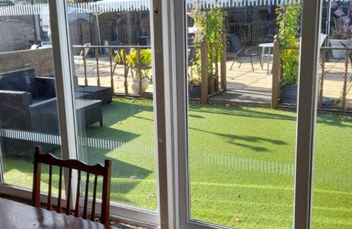 East Halton House | 52 m² Motel ∙ 4 guests