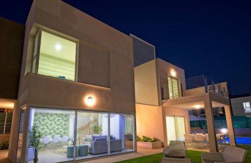 Playa Paraiso Villa | 520 m² Villa ∙ 3 bedrooms ∙ 7 guests
