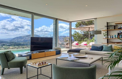Urbanitzacio la Font House | 528 m² House ∙ 4 bedrooms ∙ 7 guests