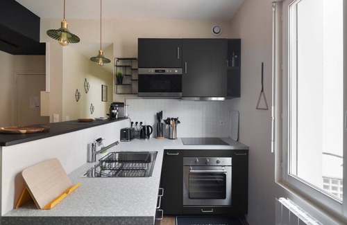 Bourg-l'Eveque Apartment | 53 m² Apartment ∙ 2 bedrooms ∙ 5 guests