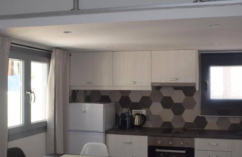 Kamari Apartment | 53 m² Apartment ∙ 2 bedrooms ∙ 127 guests