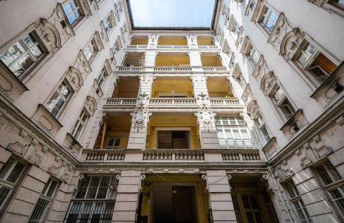Ferencvaros Apartment | 53 m² Apartment ∙ 3 bedrooms ∙ 7 guests