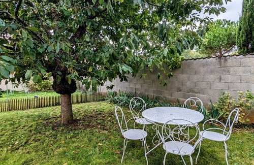 Marsannay-la-Cote Cottage | 53 m² Cabin ∙ 2 bedrooms ∙ 4 guests