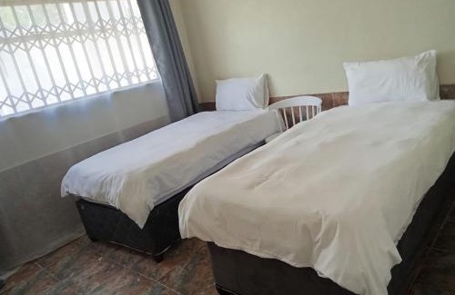 Berea House | 53 Tindale Road Self-Catering Accommodation