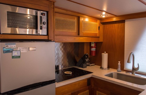 Gig Harbor Boat Rental | 53' Vic Franck "Eagle" Formerly Steve Miller's Yacht
