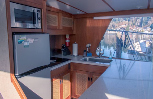 Gig Harbor Boat Rental | 53' Vic Franck "Eagle" Formerly Steve Miller's Yacht