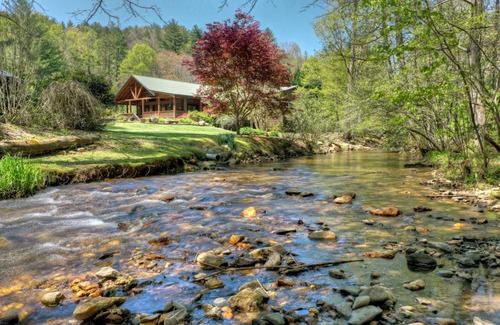 Cherry Log Cabin | 530 m² Cabin ∙ 6 bedrooms ∙ 18 guests