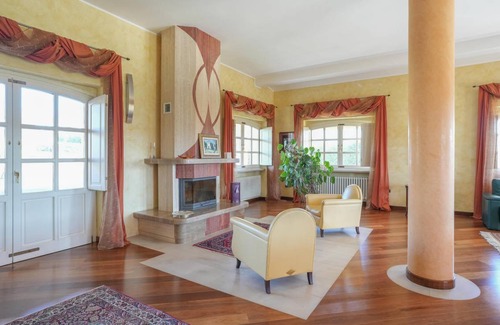 Oratino House | 530 m² House ∙ 5 bedrooms ∙ 9 guests