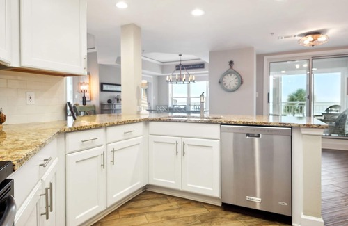 Palmetto Dunes Villa | 5309 Hampton Place - Updated Oceanfront Villa - AMAZING VIEWS - Great Rates!