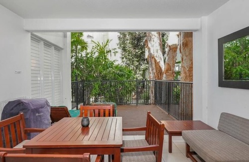 Palm Cove Apartment | 5313 CORAL SUITE BEACH CLUB