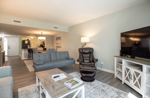 Sea Pines Villa | 533 Plantation Club Villa: 2 Bedrooms, Sleeps 6, Free Bikes, Pool