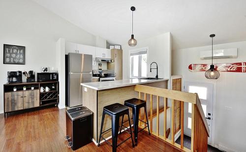 Stoneham Apartment | 54 chemin de la Perdrix