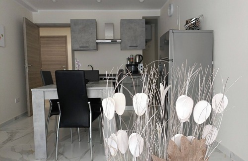 Tal-Ghoqod Apartment | 54 First (by RW) Apartments and suites