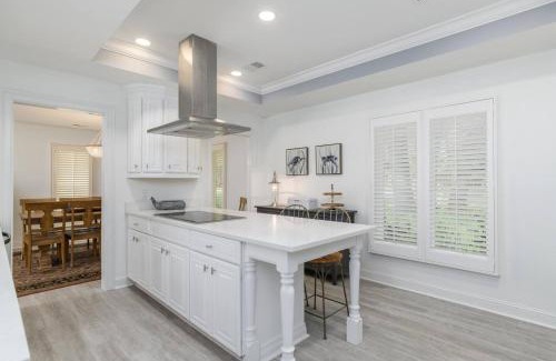 Folly Field House | 54 Folly Field Rd - Amazing Beach Home With Pool