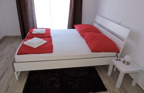 Trogir Apartment | 54 m² Apartment ∙ 2 bedrooms ∙ 5 guests