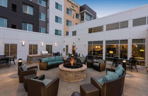 Ashwaubenon Hotel | 54 m² Hotel ∙ 127 guests