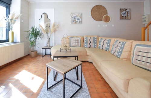 Manvieux House | 54 m² Maisonette ∙ 2 bedrooms ∙ 6 guests