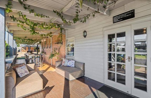 North Toowoomba Hotel | 54 m² Motel ∙ 2 bedrooms ∙ 6 guests