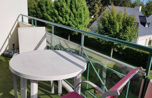 Vannes Apartment | 54m2 flat with south-facing terrace