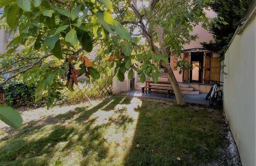 Quartier Chorier-Berriat Villa | 55 m² Villa ∙ 2 bedrooms ∙ 6 guests