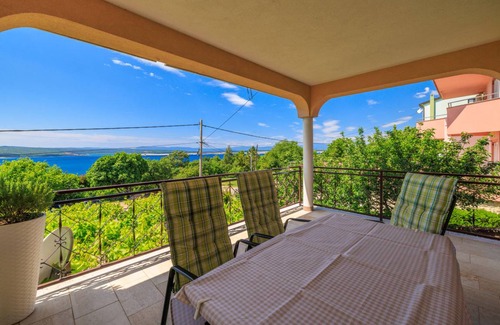 Crikvenica Apartment | 55 m² Apartment ∙ 1 bedroom ∙ 4 guests