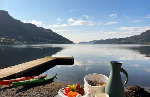 Vindafjord Apartment | 55 m² Apartment ∙ 1 bedroom ∙ 3 guests