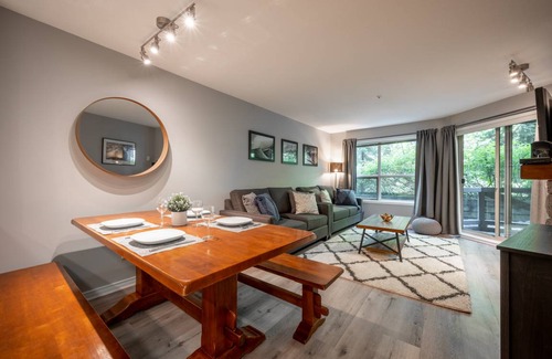 Upper Village Apartment | 55 m² Apartment ∙ 1 bedroom ∙ 5 guests