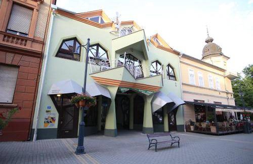 Kaposvar Apartment | 55 m² Apartment ∙ 5 guests