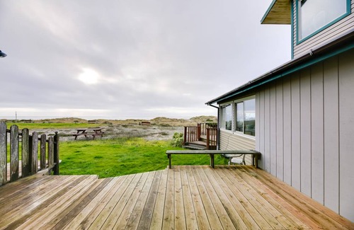 Waldport Cottage | 55 m² Cabin ∙ 2 bedrooms ∙ 6 guests